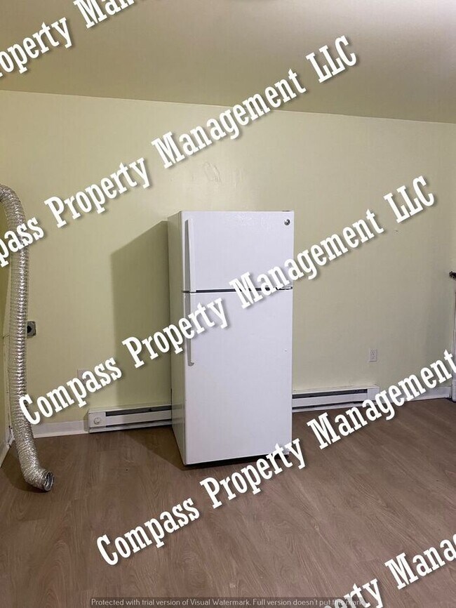 Building Photo - $895 - 1 Bed, 1 Bath Apartment - Parkesburg