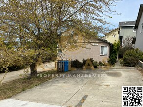 Building Photo - 1830 Magazine St