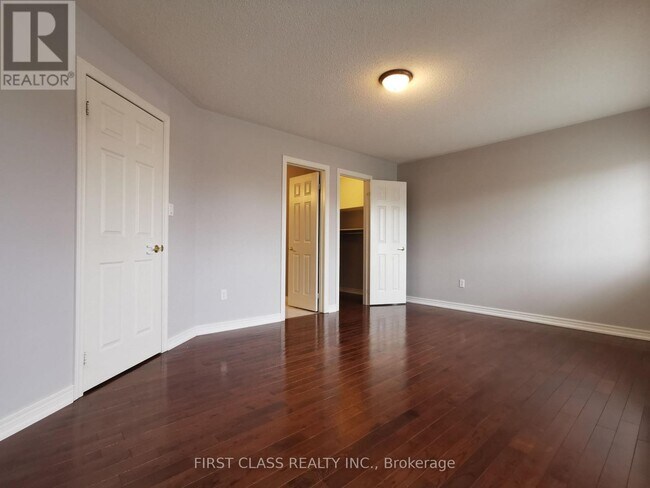 Building Photo - 279 River Ridge Blvd