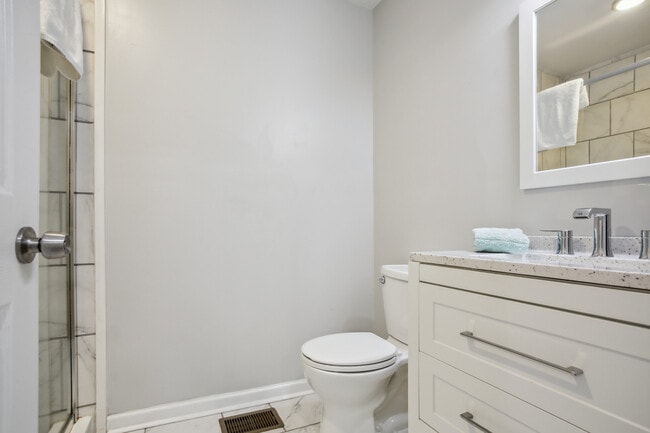 Building Photo - 2522 Godfrey Dr NW