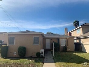 Building Photo - 5937 N Muscatel Ave