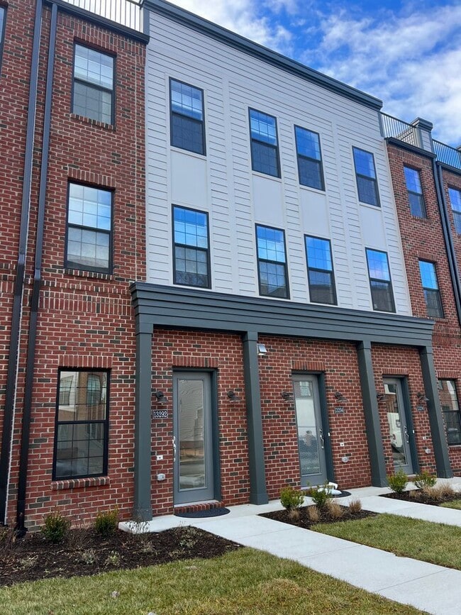 Building Photo - 13292 Coalfield Station Ln