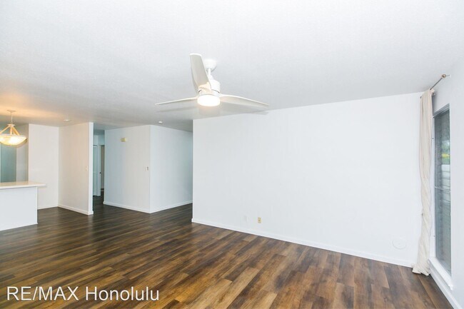 Building Photo - 3 br, 2 bath House - 94-590 Holaniku Street