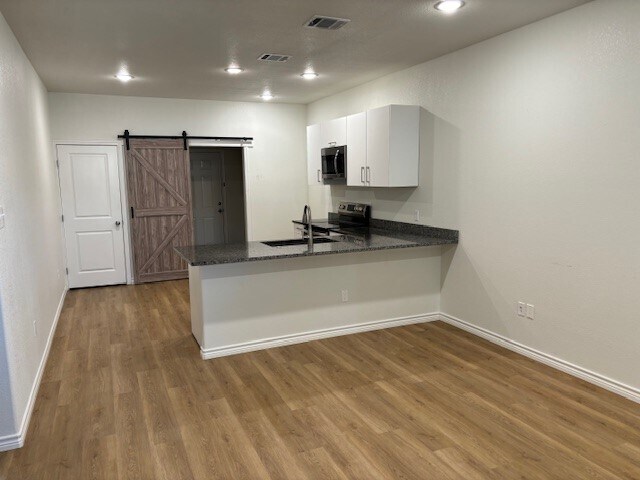 Foto del edificio - 1531 W Kilpatrick Ave