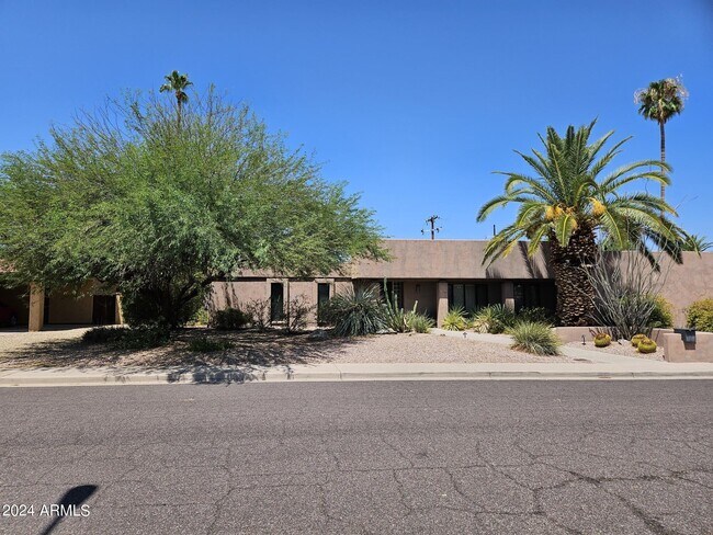 Foto del edificio - 9450 N 35th St