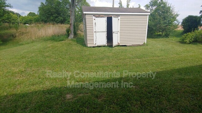 Building Photo - 1707 Glenwood Ave