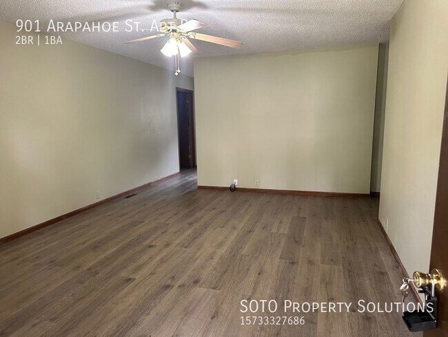 Building Photo - 2 Bed / 1 BA