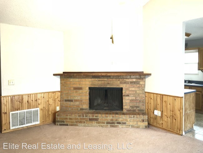 Building Photo - 10324 Koch Dr