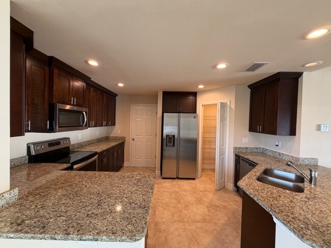 Photo - 3116 37th St SW House