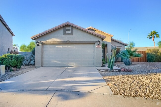 Building Photo - 3-Bed, 2-Bath Single Family Home in Prime ...