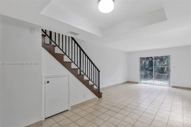 Foto del edificio - 6141 SW 42nd Ct
