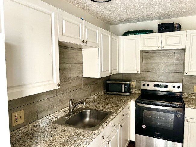 Foto del edificio - 626 W Mango St