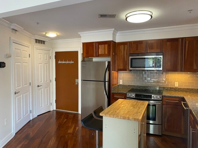Entry/Entry Closet/Kitchen - 1020 Pennsylvania Ave SE
