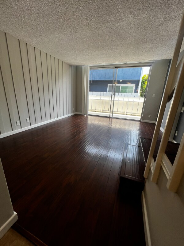 Foto del edificio - 4034 Emerald St