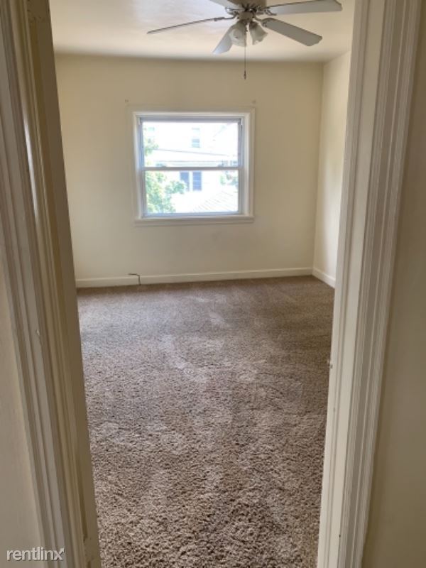 Building Photo - 1 br, 1 bath House - 562 3rd Ave