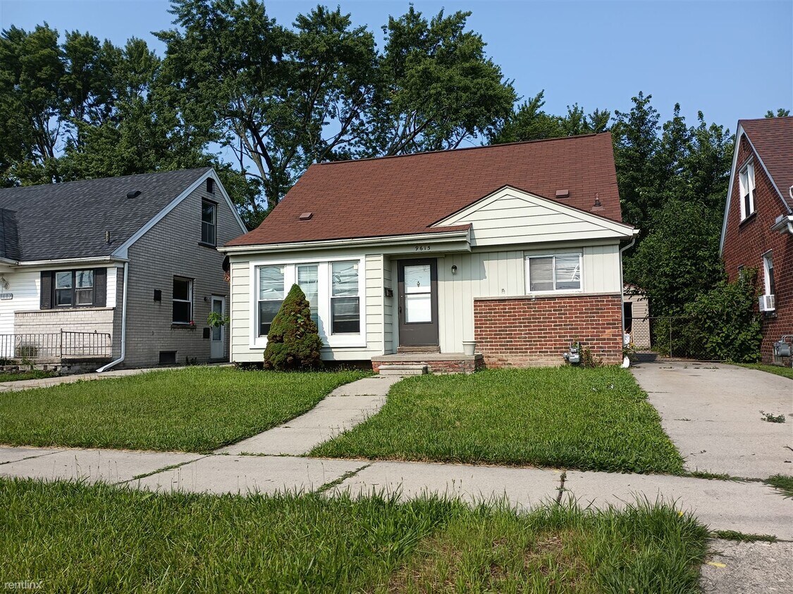 9615 Woodbine Ave, Redford Charter Township, MI 48239 House Rental in Redford Charter Township