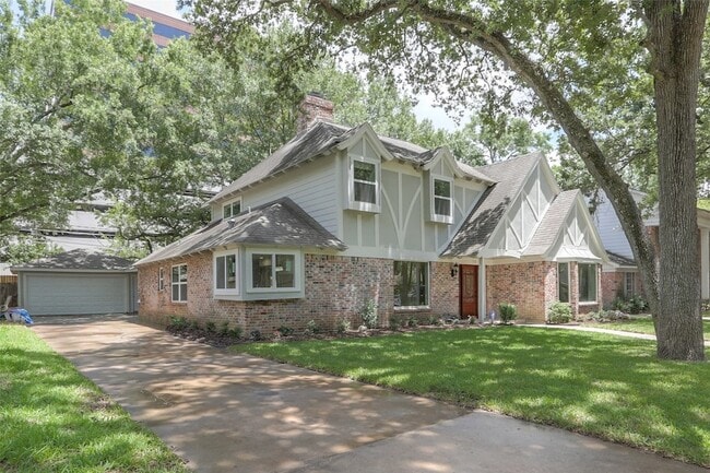 Building Photo - 730 Bison Dr
