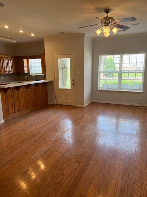 Foto del edificio - 4104 Hunter Way