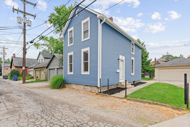 Front of Home - 720 S Lazelle St