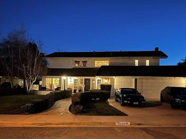 Building Photo - 32008 Foxmoor Ct