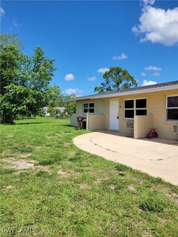 Foto principal - 705 Joel Blvd
