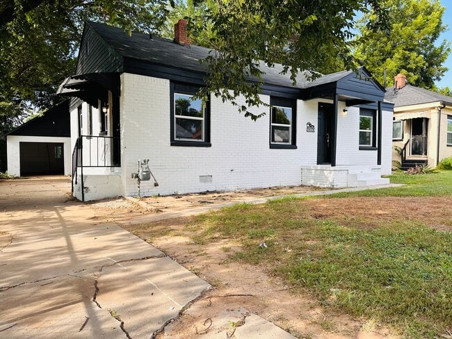 Building Photo - Charming 3 Bed home for lease!