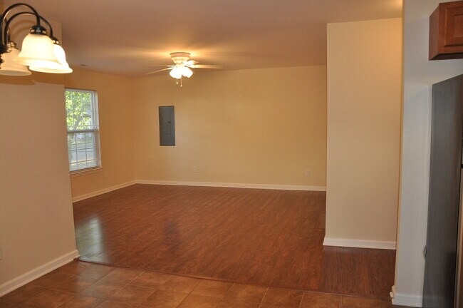Foto del edificio - 729 Addison Ave