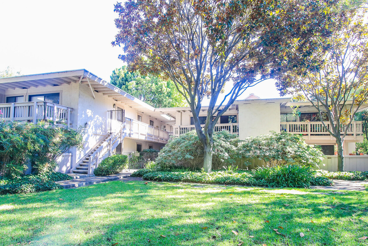 Mountain view condo-1 bedroom end unit! ... - Mountain view condo-1 bedroom end unit!   ...