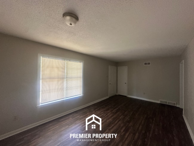 Building Photo - 6343 Limewood Ave