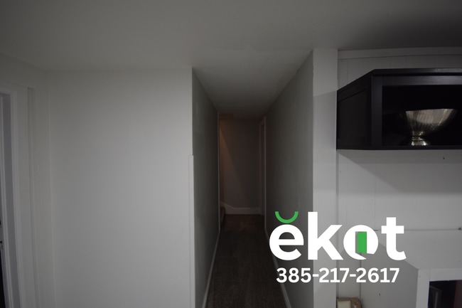 Building Photo - Birtok-SLC-Wall Street