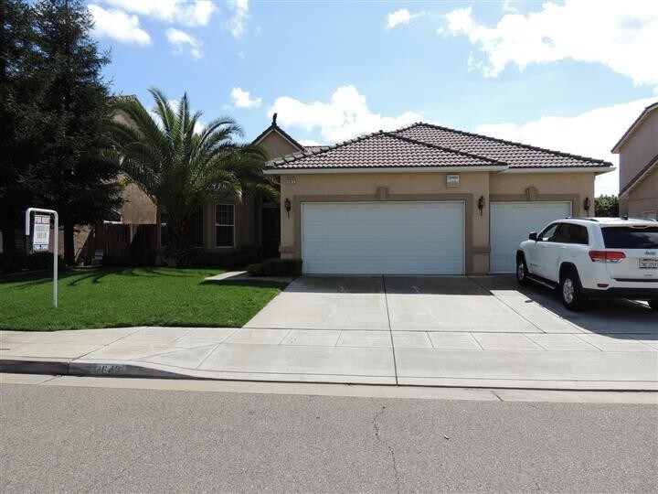 Foto principal - 2642 Wrenwood Ave