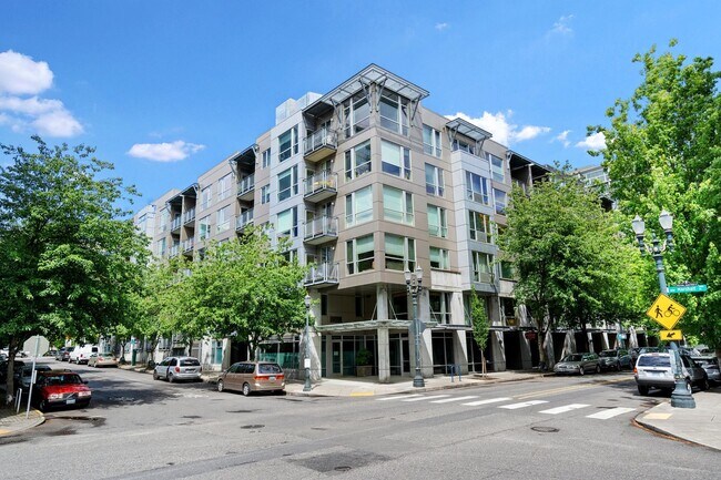 Foto del edificio - 2 Bed, 2 Bath Bright & Modern Condo in the Pearl District - Now Available!