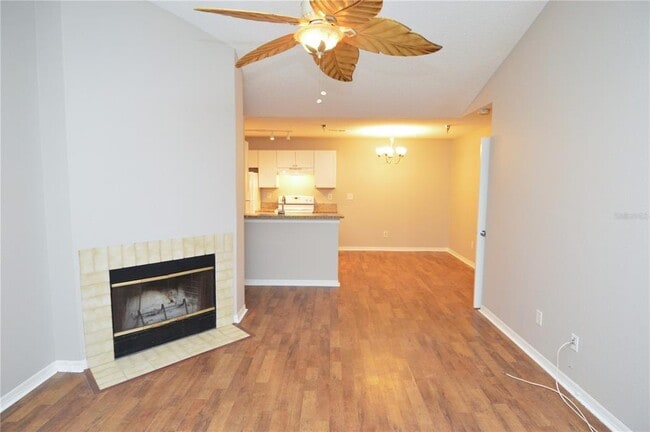 Building Photo - 10263 Gandy Blvd N