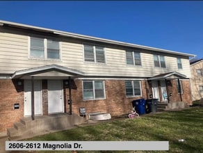 Building Photo - 2606 Magnolia Dr