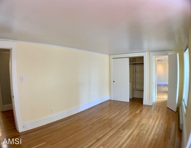 Building Photo - 1 br, 1 bath House - 738 Pine Street