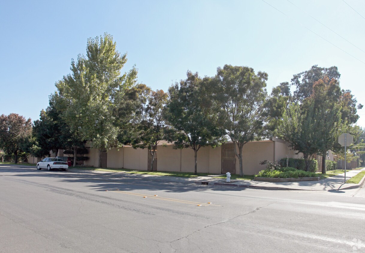 Foto del edificio - 315 W Florinda St