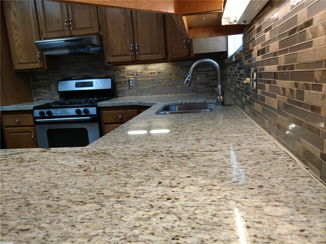 Kitchen - 3445 S Westwood Dr