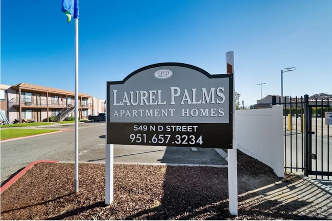 1 habitación, 1 baño - 500 pies cuadrados - Laurel Palms Apartments