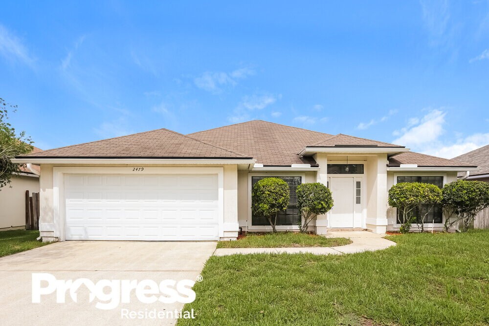 Primary Photo - 2479 Coachman Lakes Dr