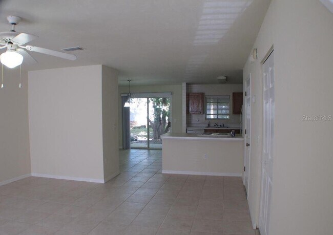 Foto del edificio - 5205 SW 97th Dr