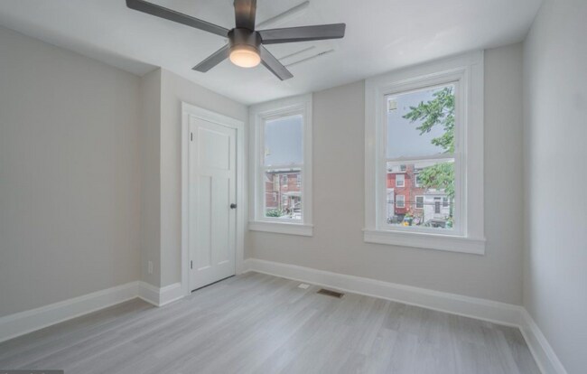Foto del edificio - 3335 Dudley Ave