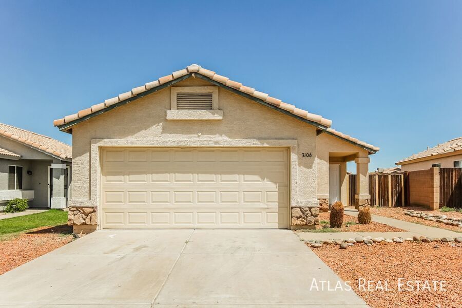 Foto principal - 3106 W Lone Cactus Dr