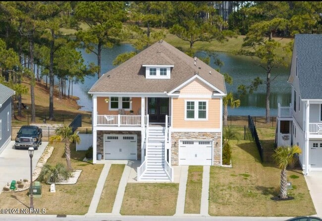 Building Photo - 709 Lake Catherine Dr