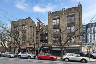 Building Photo - 124 Storms Ave