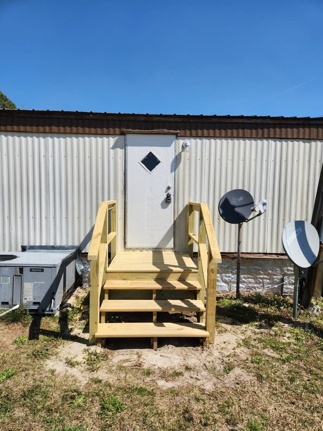 Foto del edificio - 1018 Aaron Ln