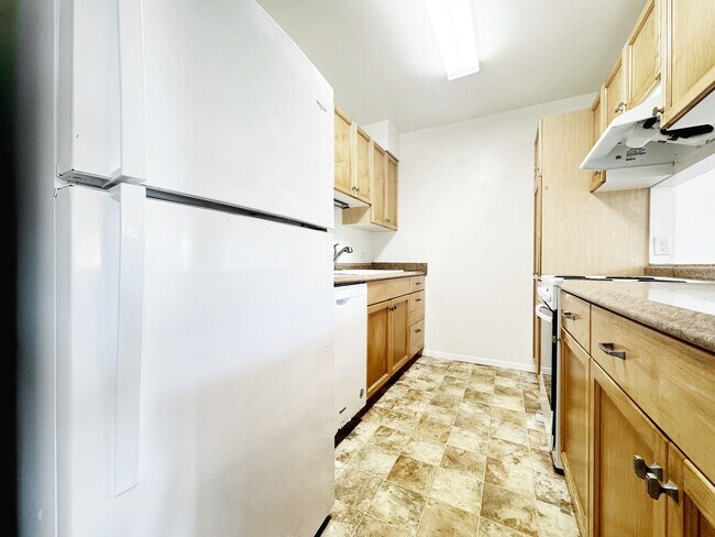 Foto del edificio - Available Now!!  2 BD/2.5 BA Pet Friendly Kaneohe Townhouse!