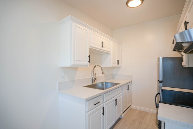 Foto del edificio - 825 W 167th St
