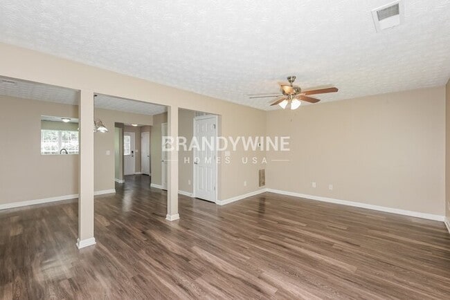 Foto del edificio - 3473 Waldrop Trail