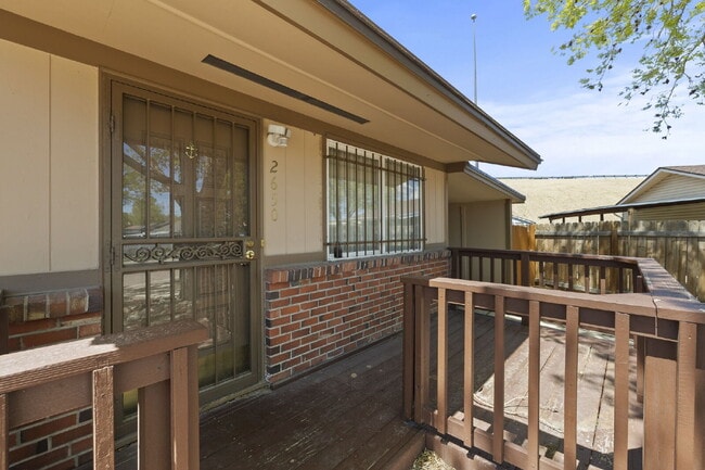 Building Photo - 2650 Willard Dr