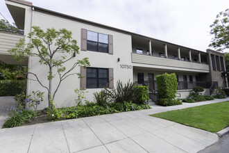 NMS Residential West LA CoLiving & Apartments photo'